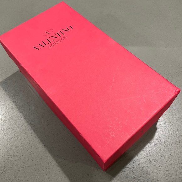 (SOLD) Valentino Garavani Rockstud Flats - Picture 9 of 11